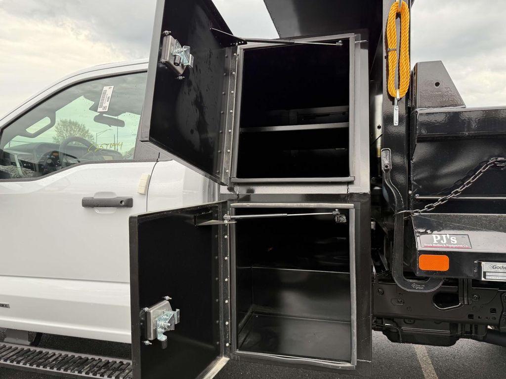 new 2025 Ford F-450 car, priced at $93,034