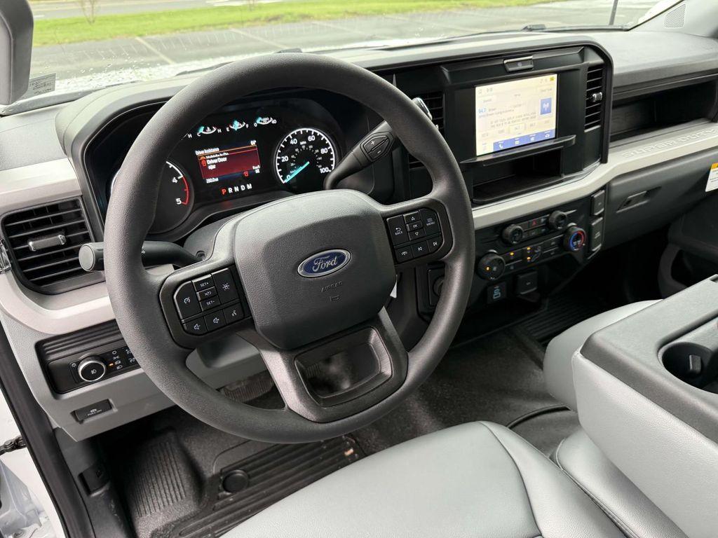 new 2025 Ford F-450 car, priced at $93,034