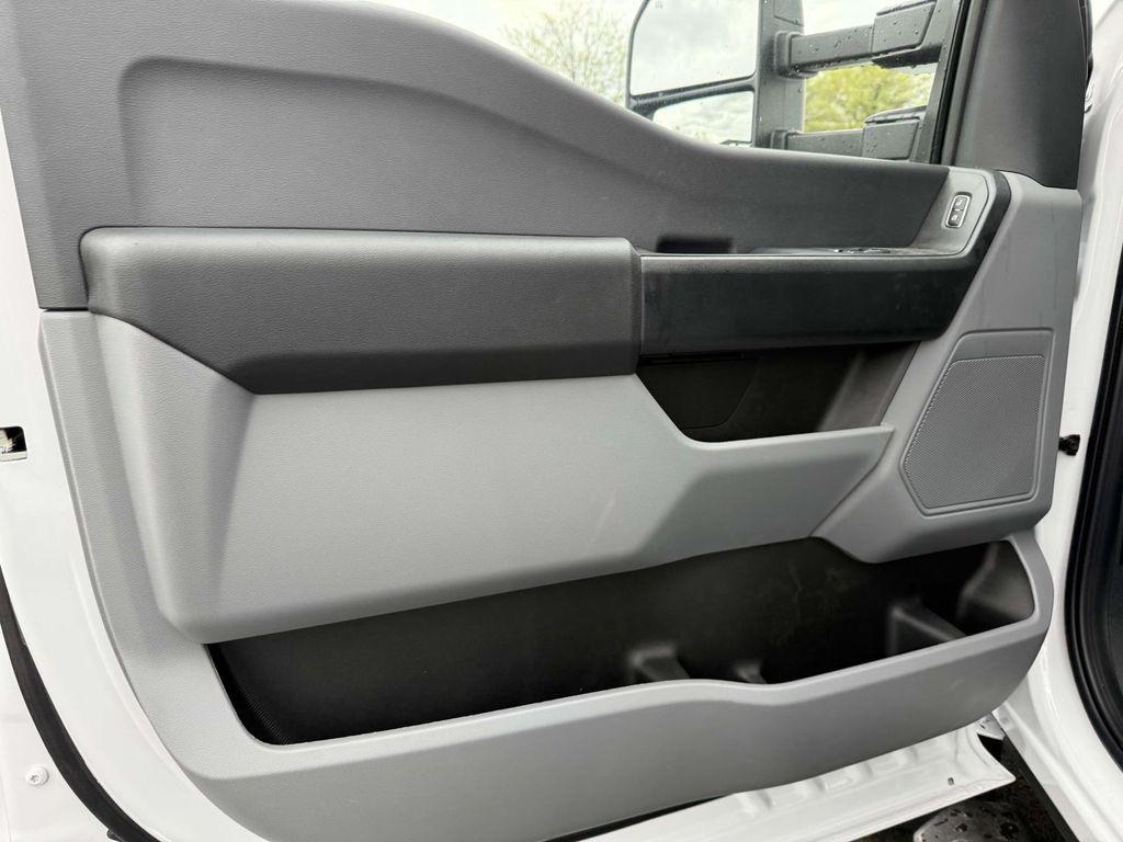 new 2025 Ford F-450 car, priced at $93,034