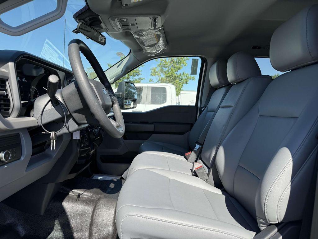 new 2025 Ford F-350 car, priced at $71,083