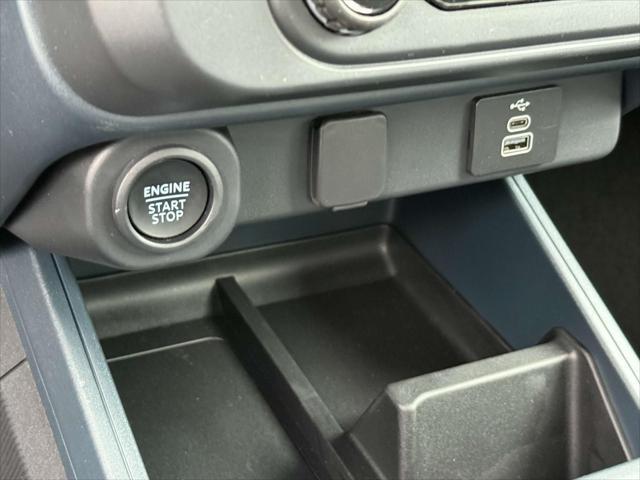 new 2025 Ford Maverick car, priced at $33,330