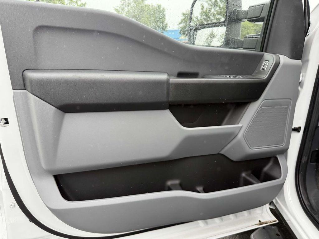 new 2024 Ford F-350 car, priced at $64,177