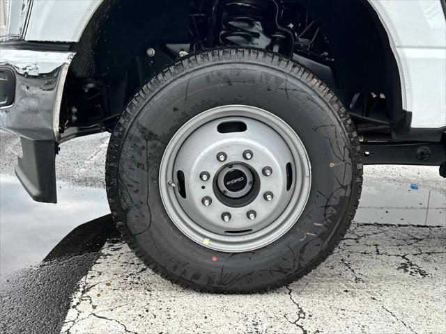new 2024 Ford F-350 car, priced at $65,583