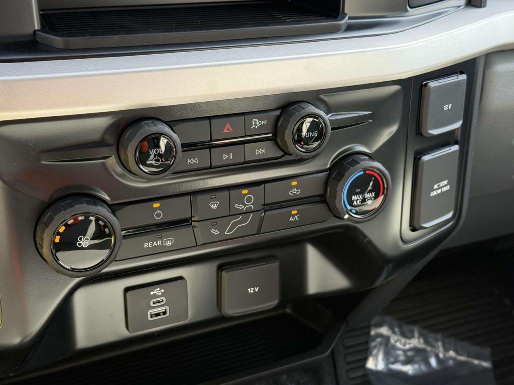 new 2025 Ford F-450 car, priced at $82,377