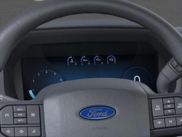 new 2025 Ford F-150 car, priced at $42,915