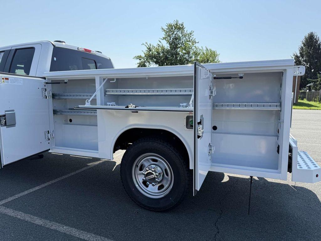 new 2025 Ford F-350 car, priced at $85,997