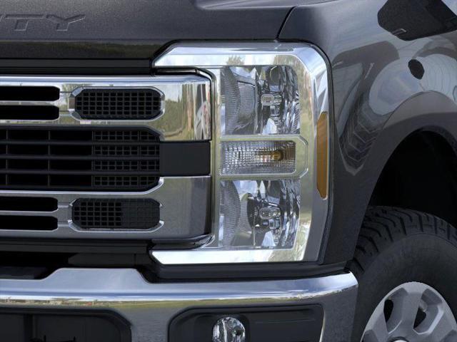 new 2024 Ford F-250 car, priced at $52,625