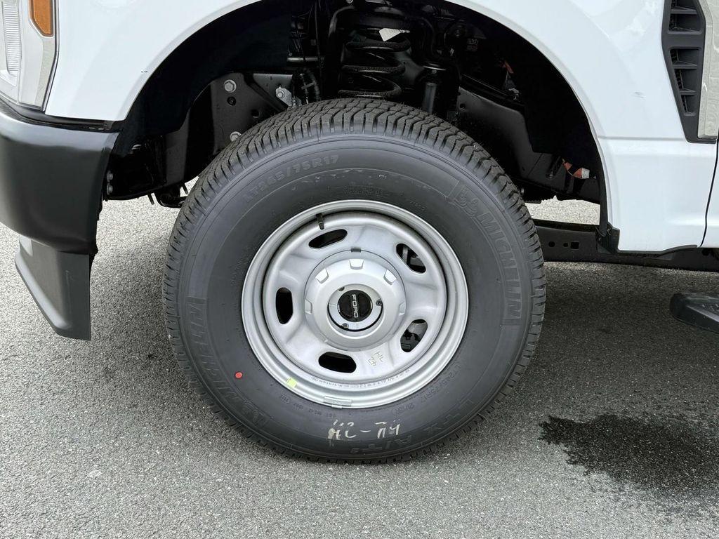 new 2025 Ford F-250 car, priced at $64,158
