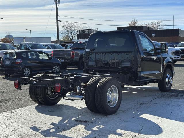 new 2023 Ford F-350 car, priced at $49,975