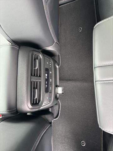 new 2025 Honda Pilot car, priced at $50,720