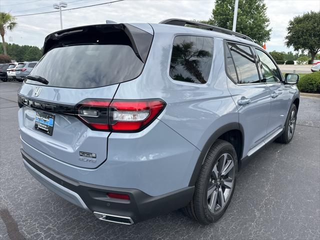 new 2025 Honda Pilot car, priced at $50,720