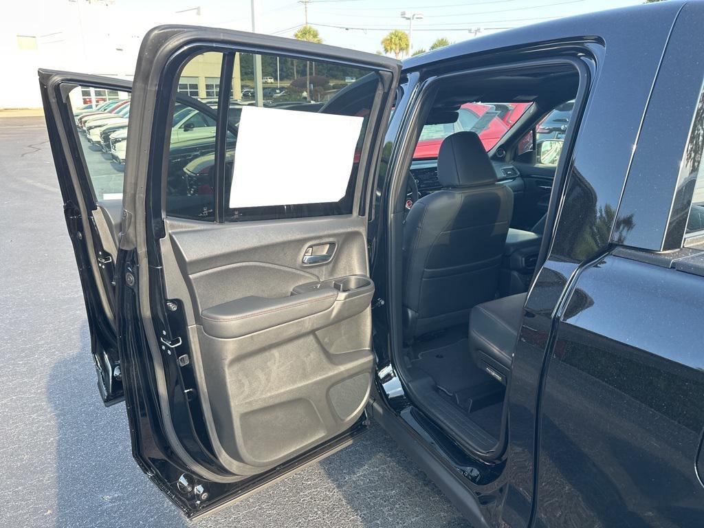 new 2025 Honda Ridgeline car, priced at $44,483