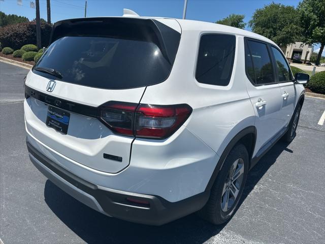 new 2025 Honda Pilot car, priced at $43,467