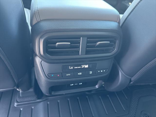 new 2025 Honda Pilot car, priced at $43,467