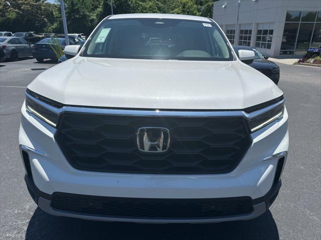 new 2025 Honda Pilot car, priced at $43,467