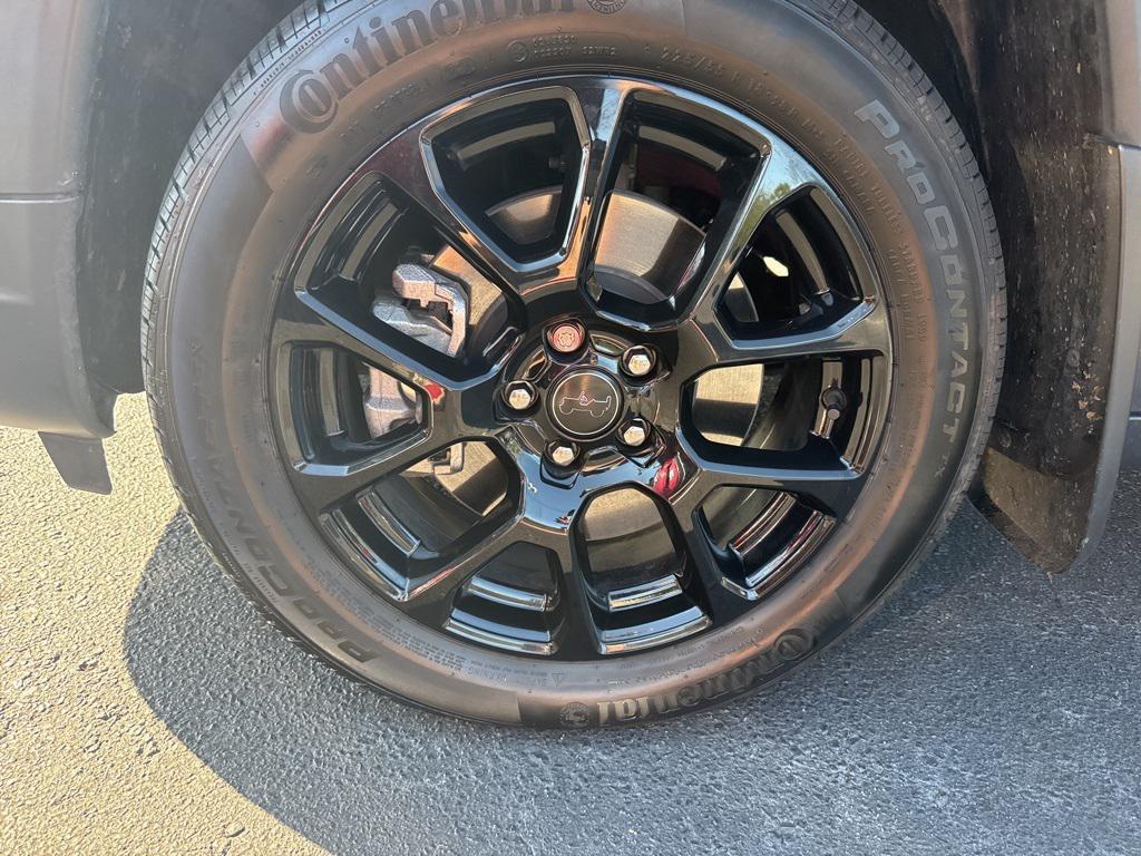 used 2025 Jeep Compass car, priced at $24,589