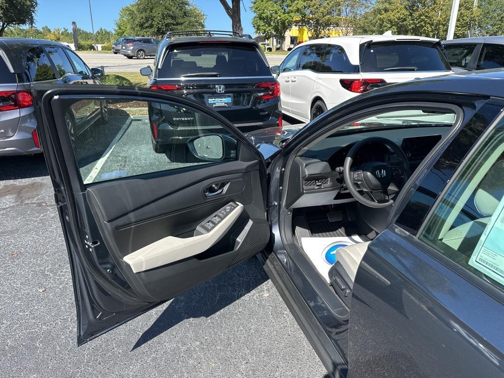 new 2025 Honda Accord car, priced at $30,435