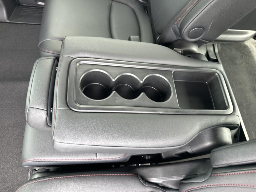 new 2026 Honda Odyssey car, priced at $43,211
