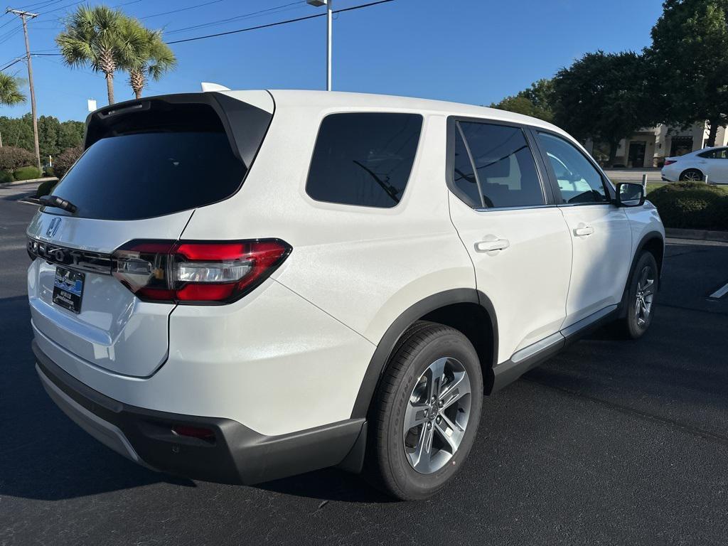 new 2025 Honda Pilot car, priced at $44,766