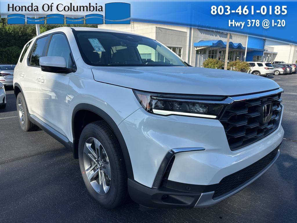 new 2025 Honda Pilot car, priced at $44,766
