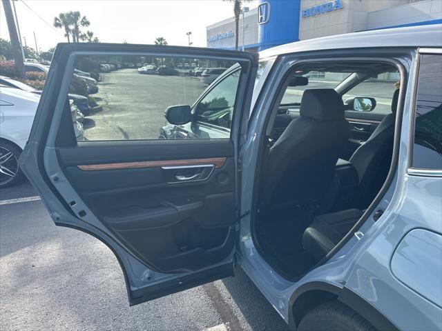 used 2022 Honda CR-V car, priced at $32,000