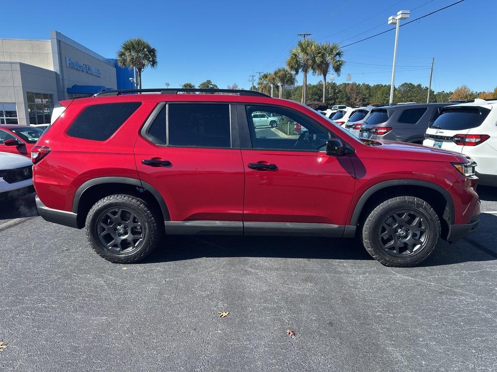 new 2025 Honda Pilot car, priced at $48,375