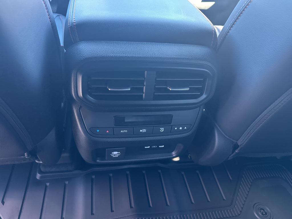 new 2025 Honda Pilot car, priced at $48,375