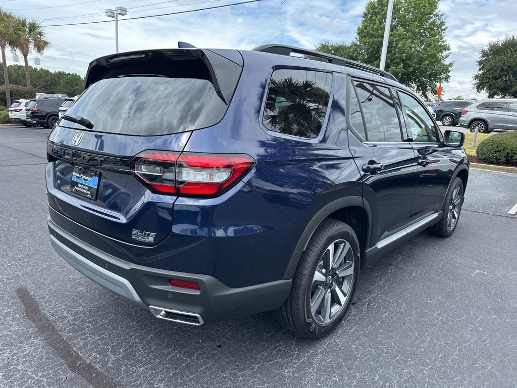 new 2025 Honda Pilot car, priced at $50,338