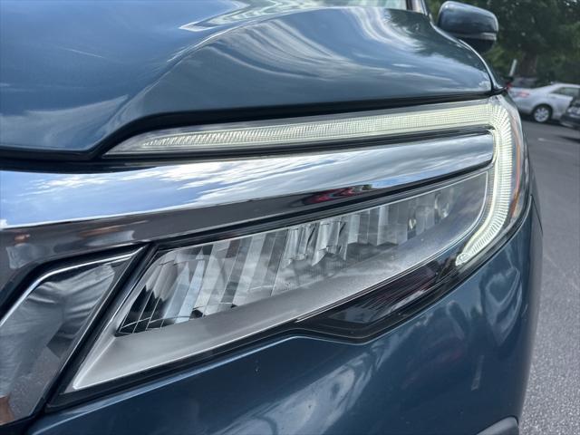 used 2022 Honda Pilot car, priced at $30,000