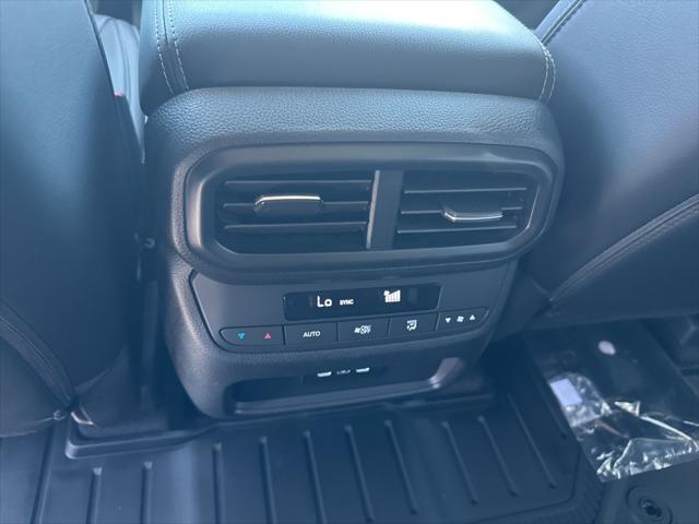 new 2025 Honda Pilot car, priced at $49,405