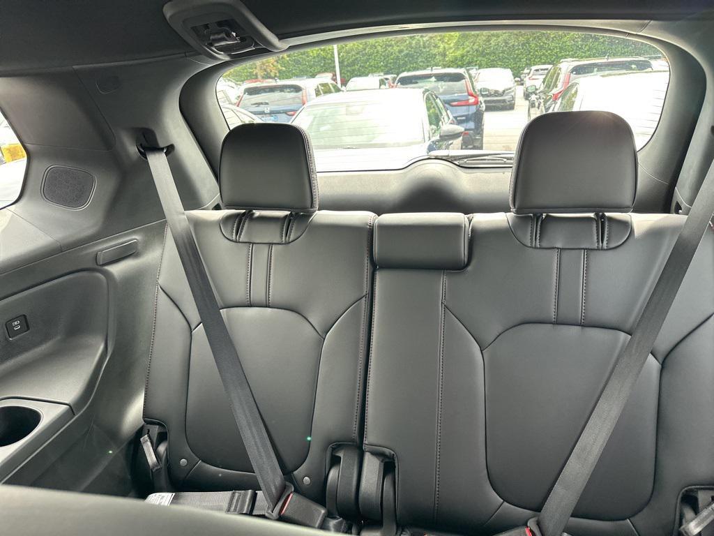 new 2025 Honda Pilot car, priced at $52,142