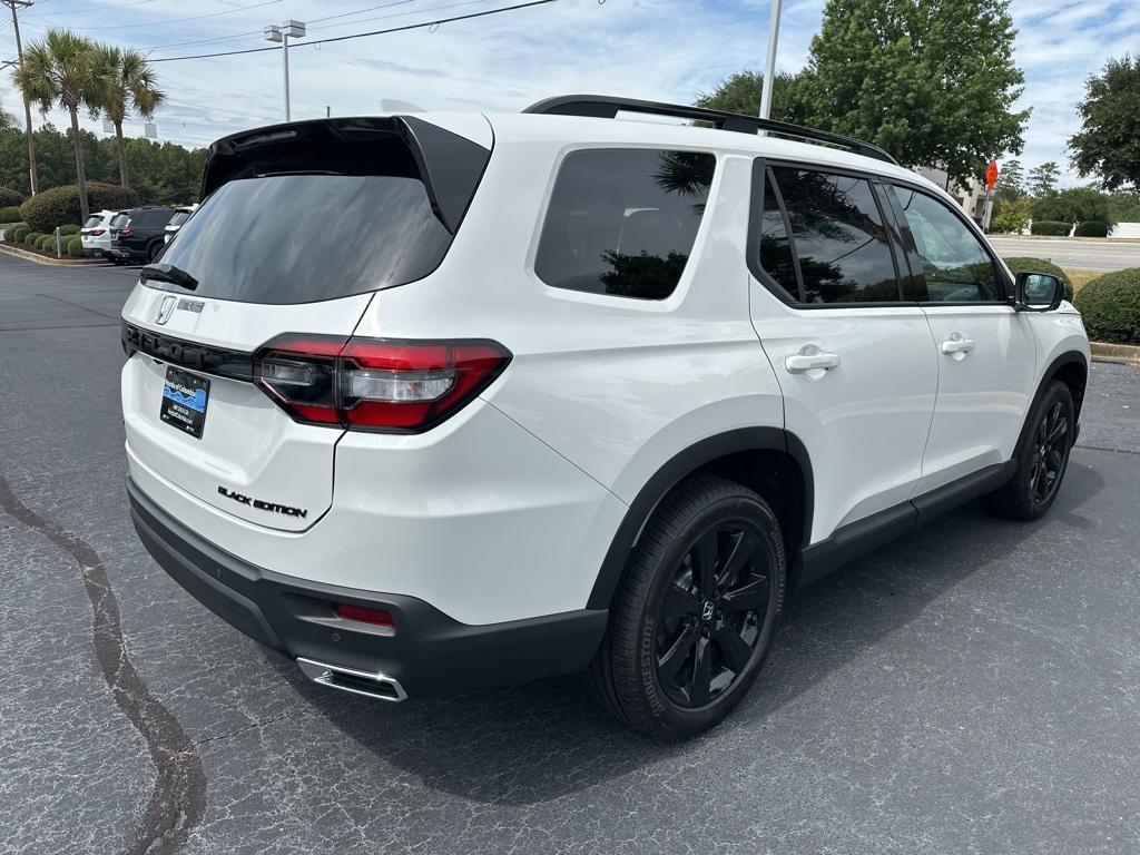 new 2025 Honda Pilot car, priced at $52,142