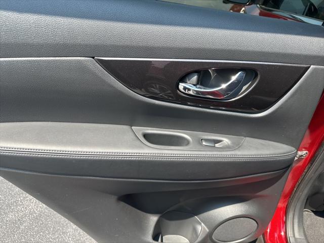 used 2019 Nissan Rogue car, priced at $18,589