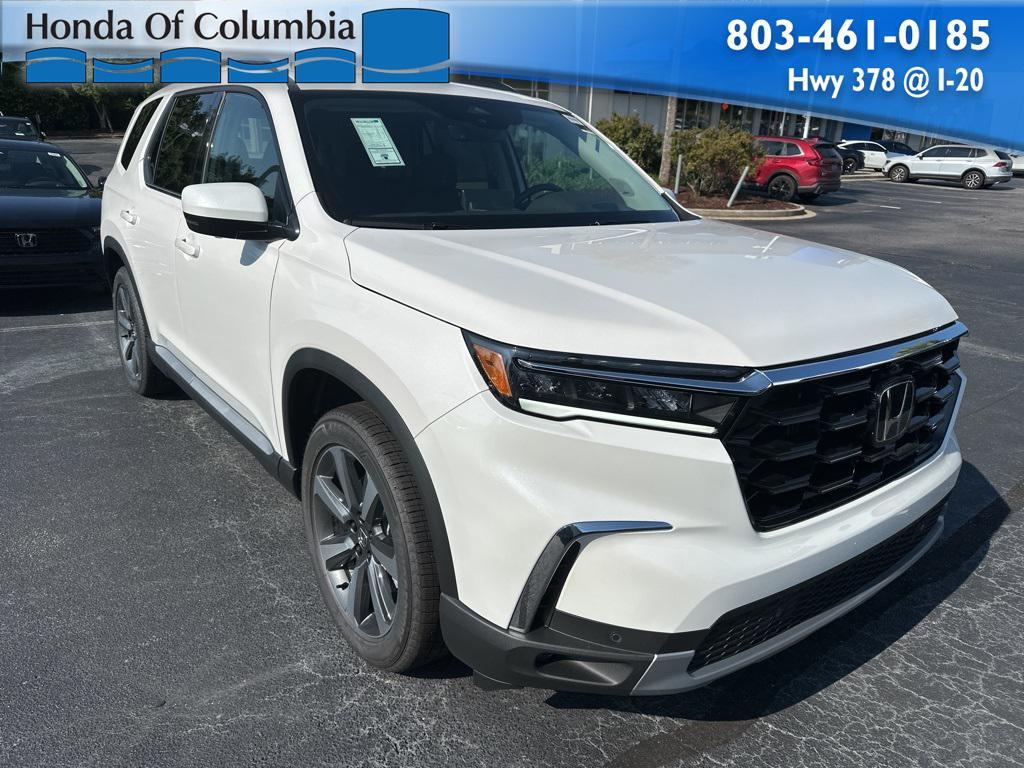 new 2025 Honda Pilot car, priced at $51,719