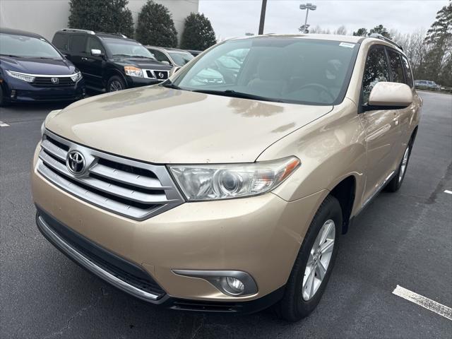 used 2012 Toyota Highlander car, priced at $12,589