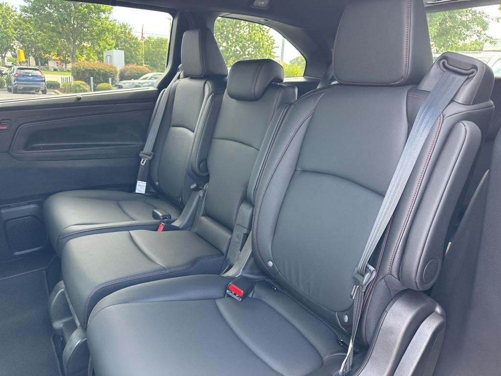 new 2025 Honda Odyssey car, priced at $42,247