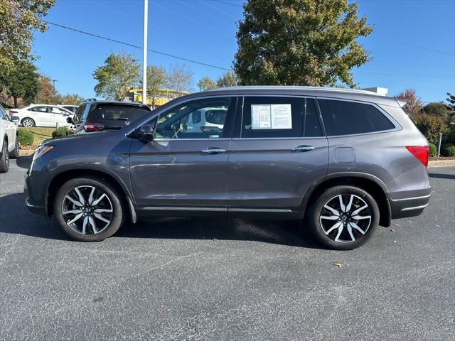 used 2022 Honda Pilot car, priced at $32,000