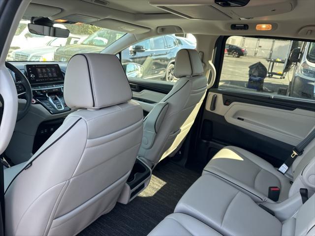 used 2025 Honda Odyssey car, priced at $45,000