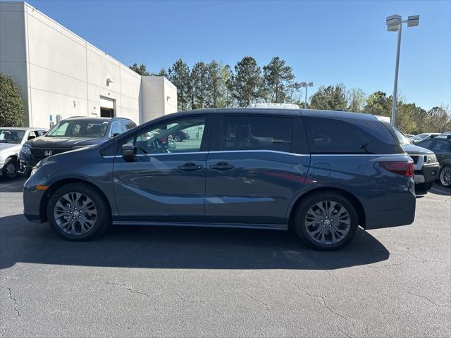 used 2025 Honda Odyssey car, priced at $45,000