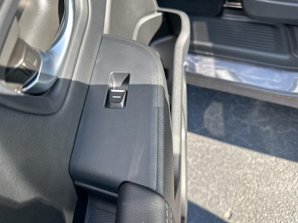 new 2025 Honda Pilot car, priced at $42,414