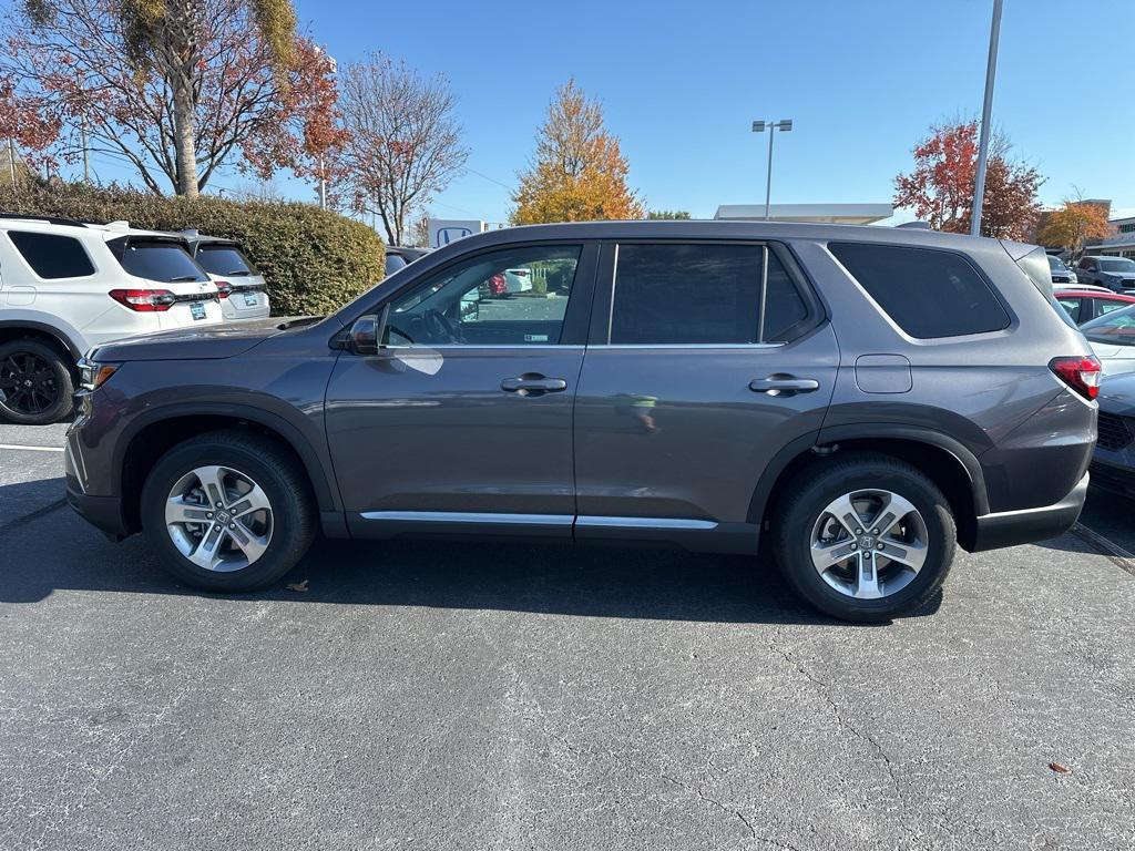 new 2025 Honda Pilot car, priced at $42,414