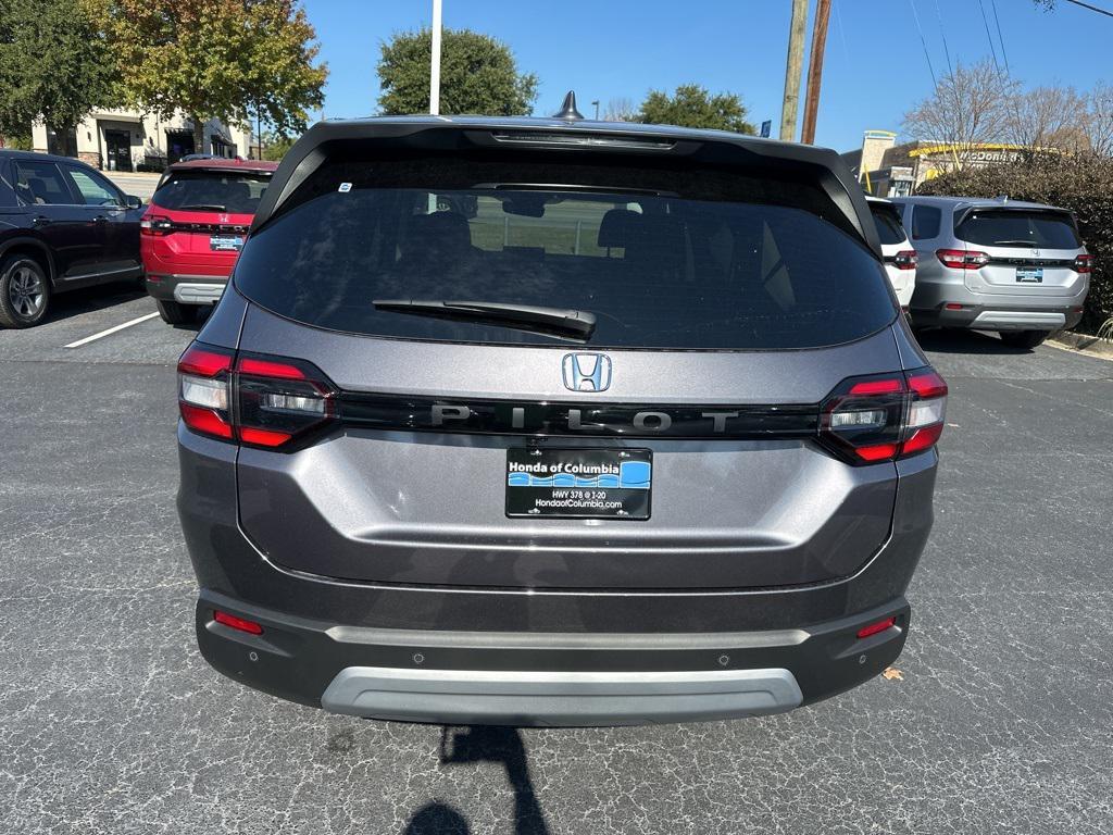 new 2025 Honda Pilot car, priced at $42,414