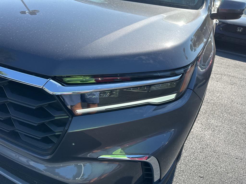 new 2025 Honda Pilot car, priced at $42,414