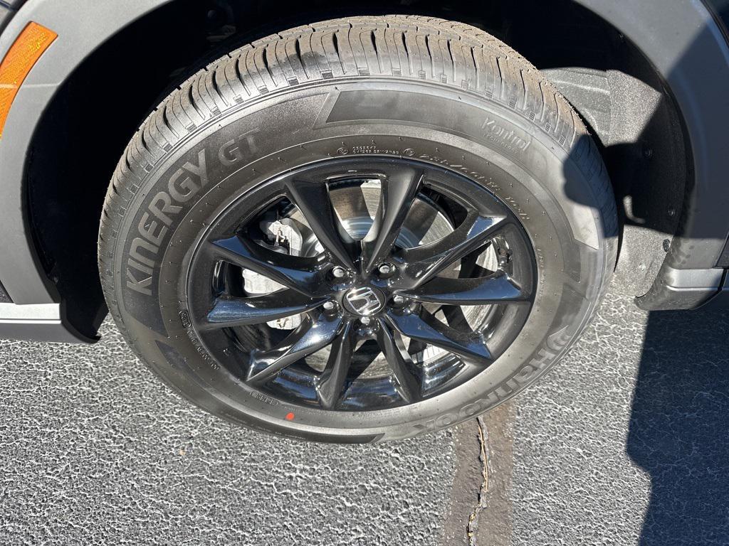 new 2026 Honda CR-V Hybrid car, priced at $39,699