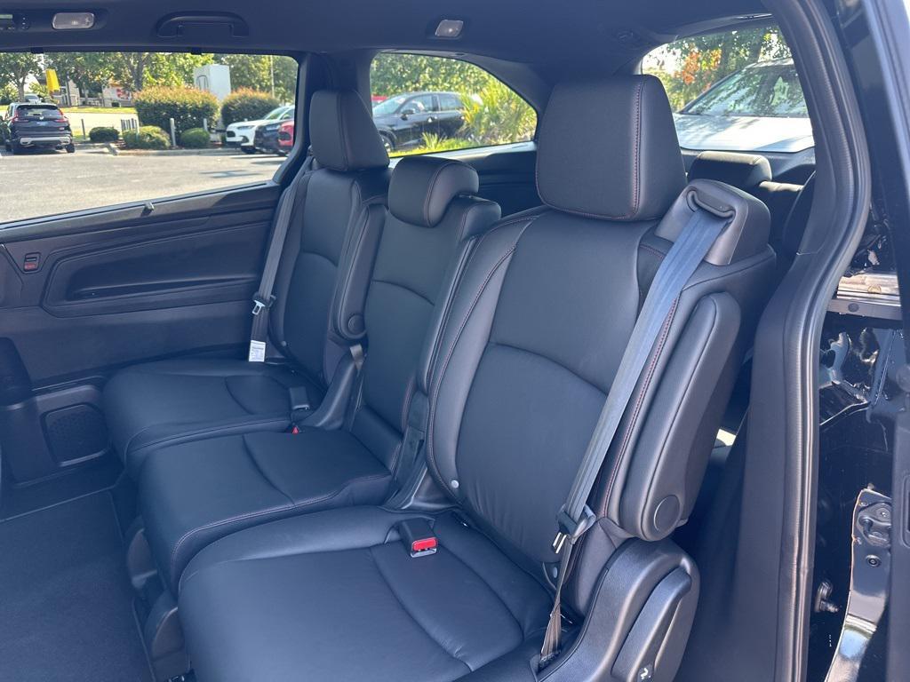 new 2025 Honda Odyssey car, priced at $42,746
