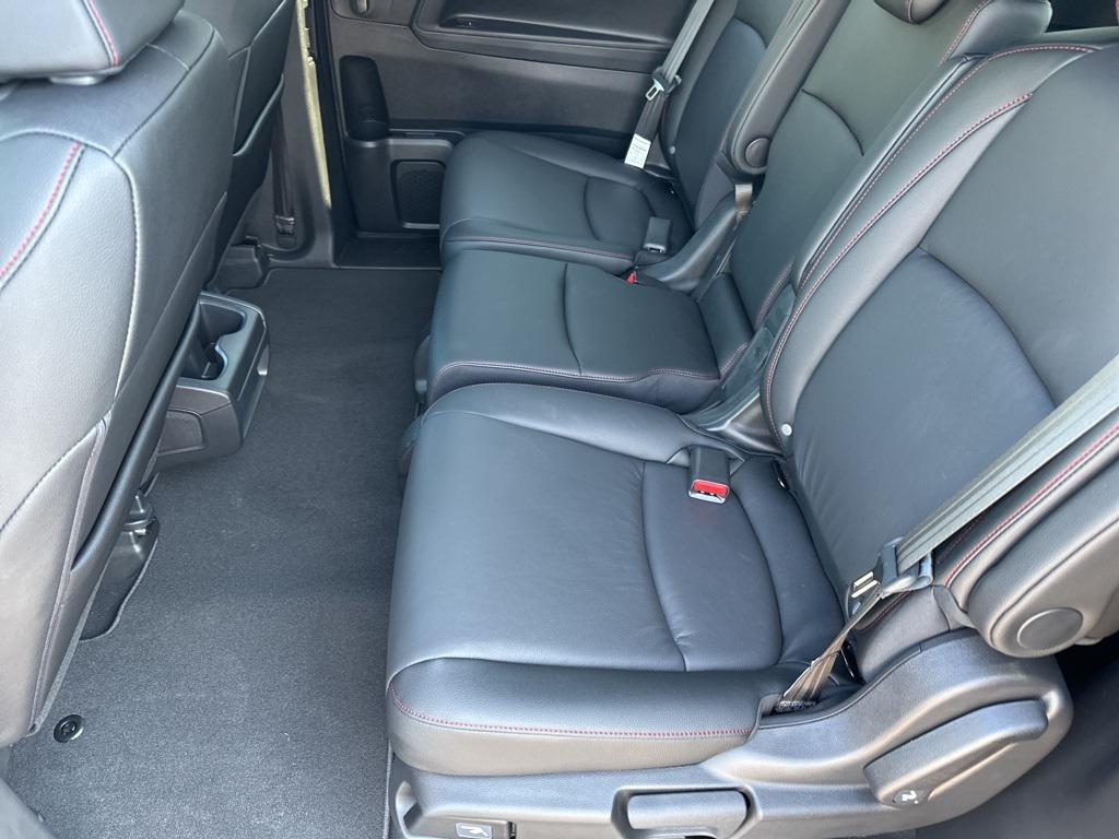 new 2025 Honda Odyssey car, priced at $42,746