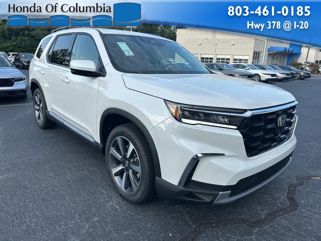 new 2025 Honda Pilot car, priced at $46,379