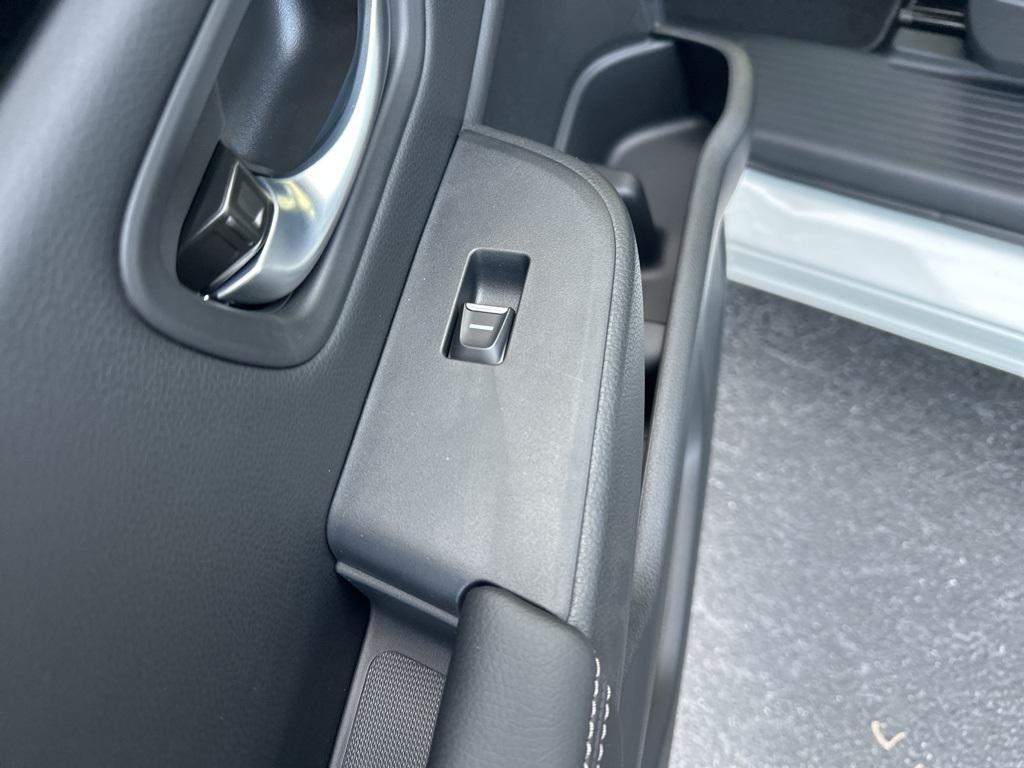 new 2025 Honda Pilot car, priced at $45,880