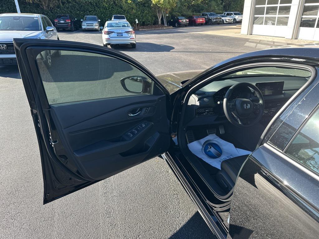 new 2025 Honda Accord Hybrid car, priced at $34,847