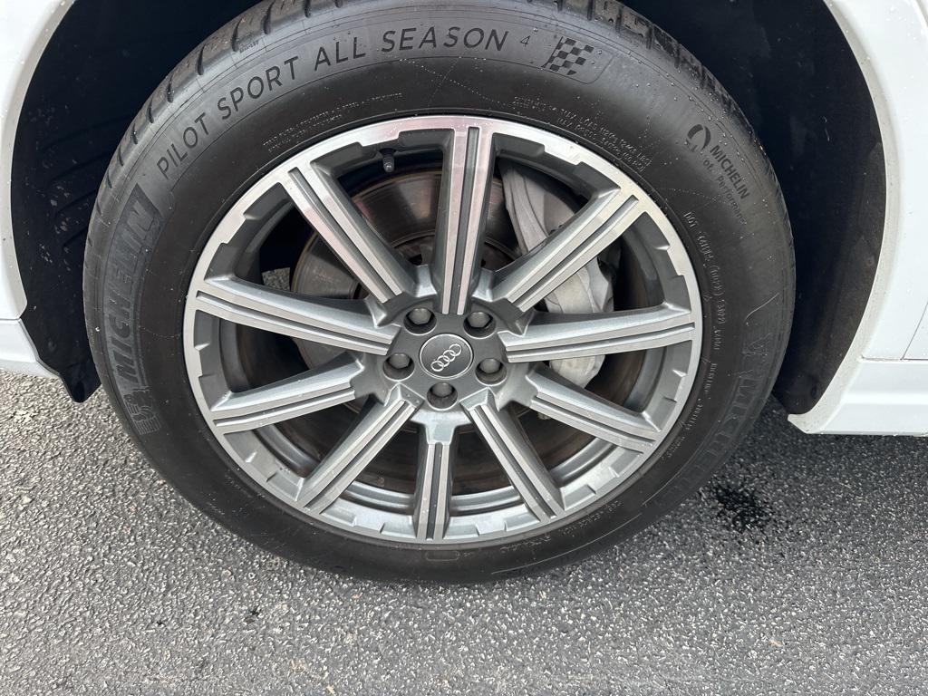 used 2019 Audi Q7 car, priced at $21,589